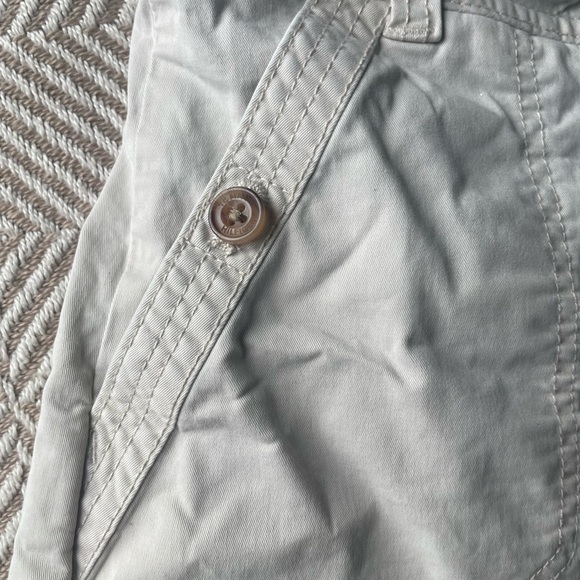 Tommy Hilfiger Light Khaki Button-Front Utility Skirt – Size 6 - Picture 2 of 6